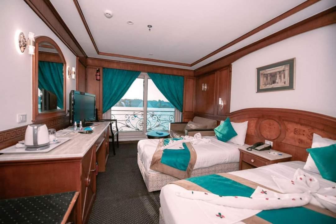 M/S Nephtis Nile Cruise Otel Luksor Dış mekan fotoğraf